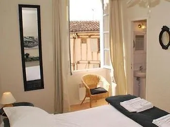 La Maison Au Puits Hotel Cordes-sur-Ciel 2*,